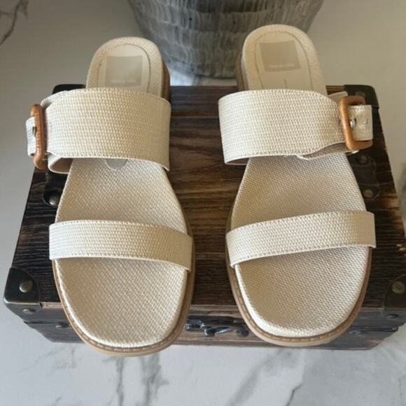 Dolce Vita Genzel Sandals in Beige - Picture 3 of 9
